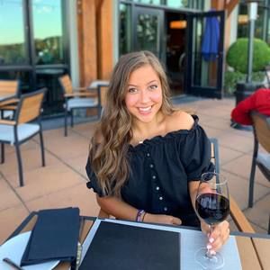 Meet your Posher, Tara